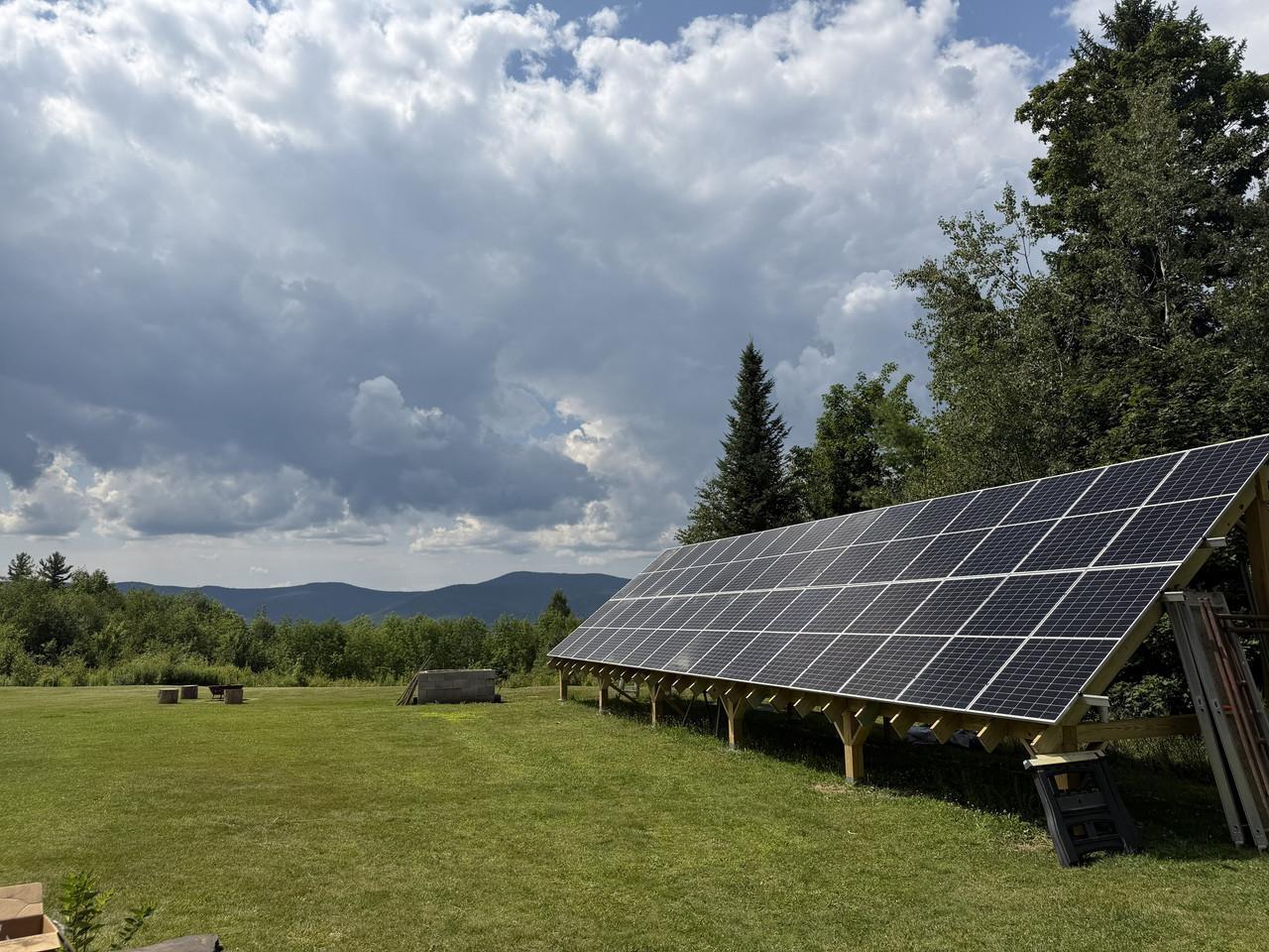Image 2: 15,500 w solar array Image 2: 15,500 w solar array