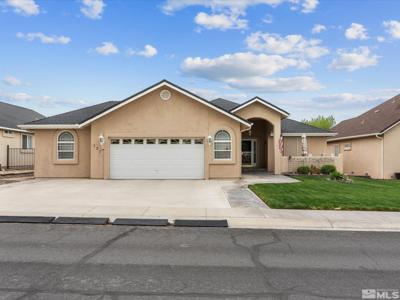 137 Desert Lakes Drive
