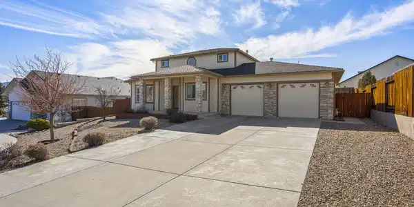 1023 Ridgeview Court