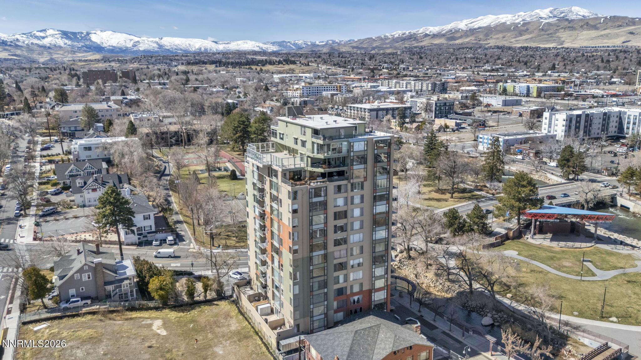 Image 3: 9-web-or-mls-280-island-ave-1002