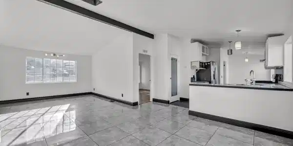 605 Wall Canyon Drive