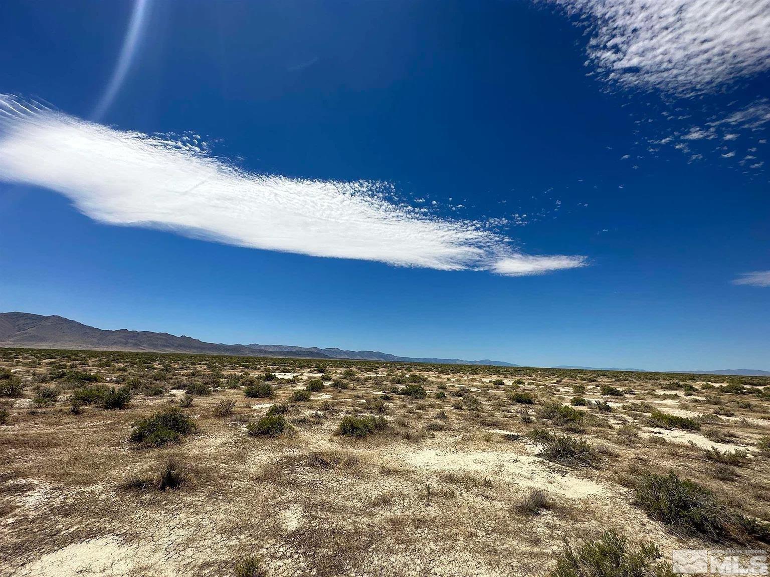 Image 1: Photo 1