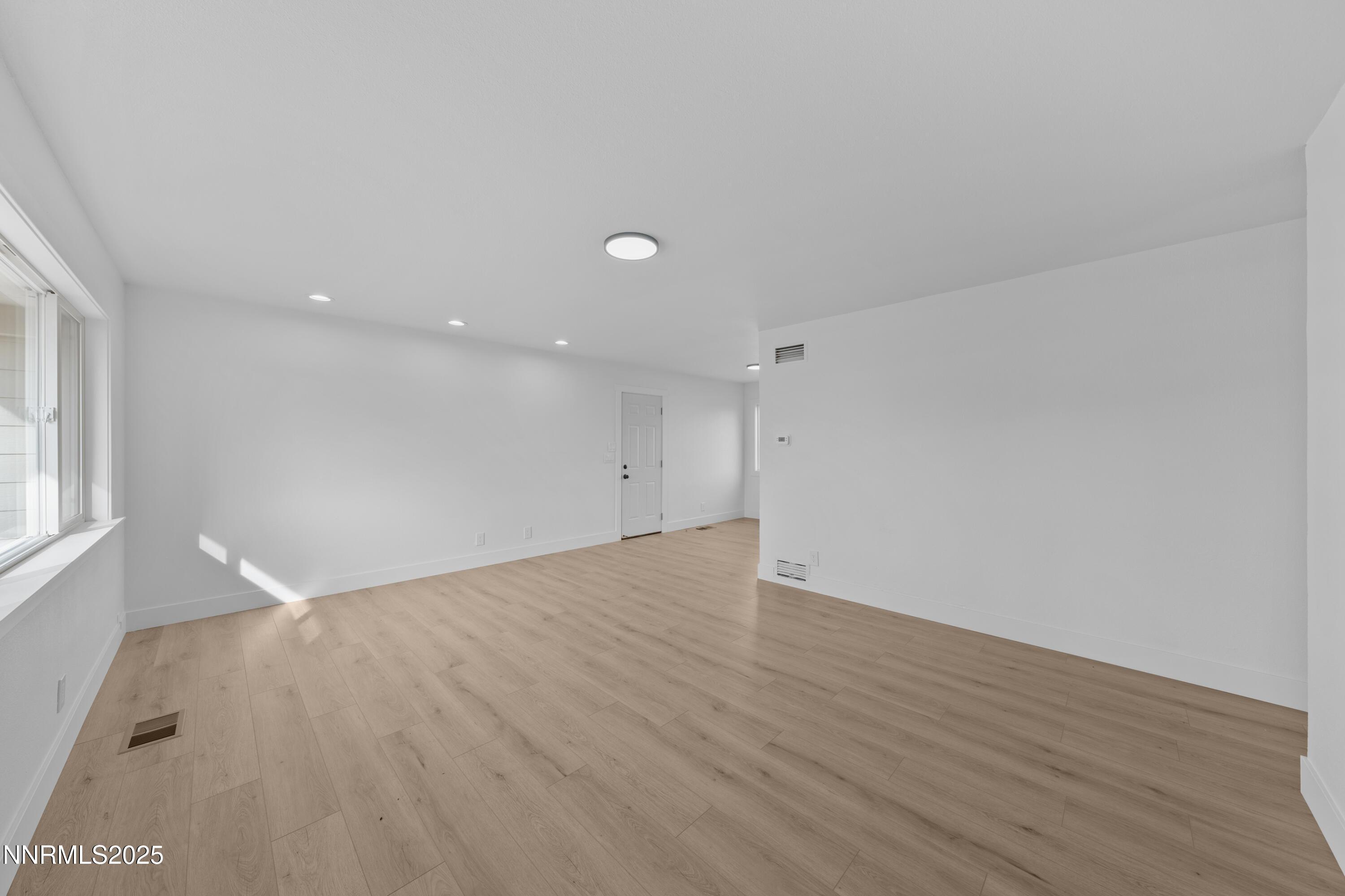 Image 4: DS201901