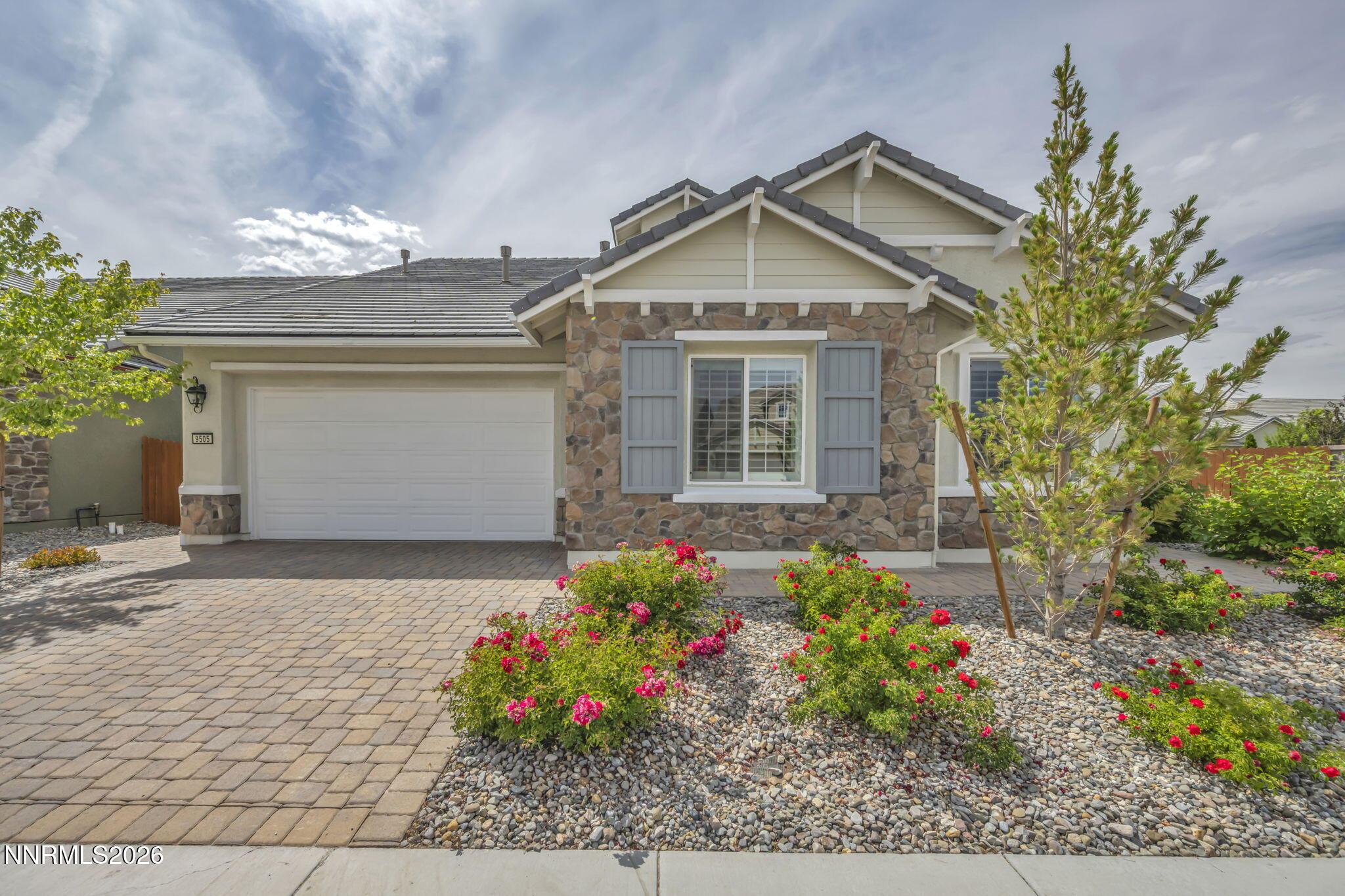 Image 2: 1-web-or-mls-9505-baldacci-ct