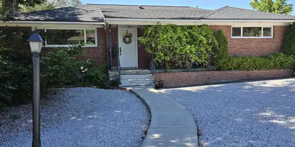 1290 Westwood Drive