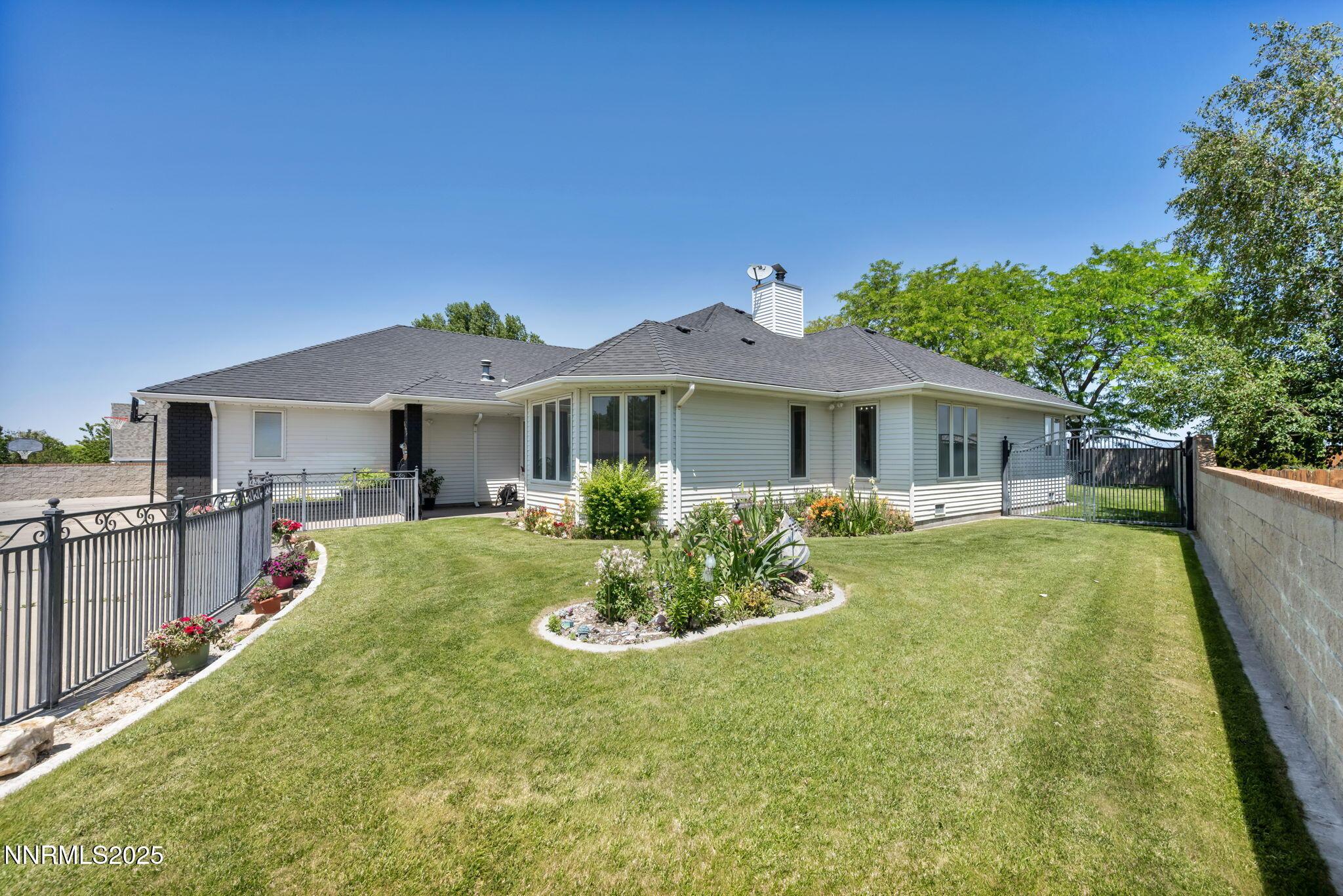 Image 4: 8-web-or-mls-5595-kluncy-canyon-rd
