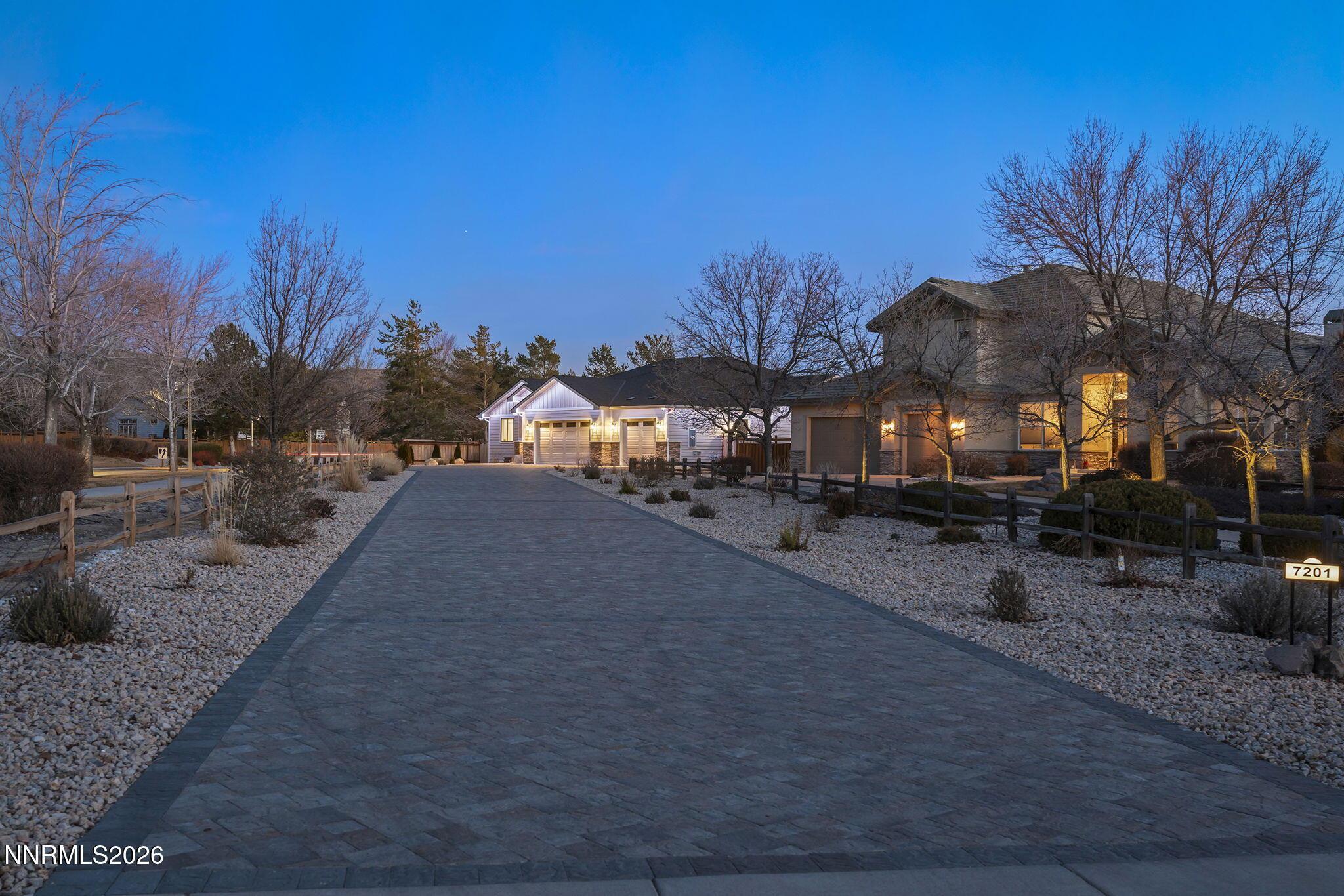 Image 2: 1-web-or-mls-_DSC7020