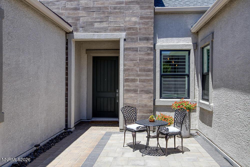 Image 2: Front Courtyard 1000x700