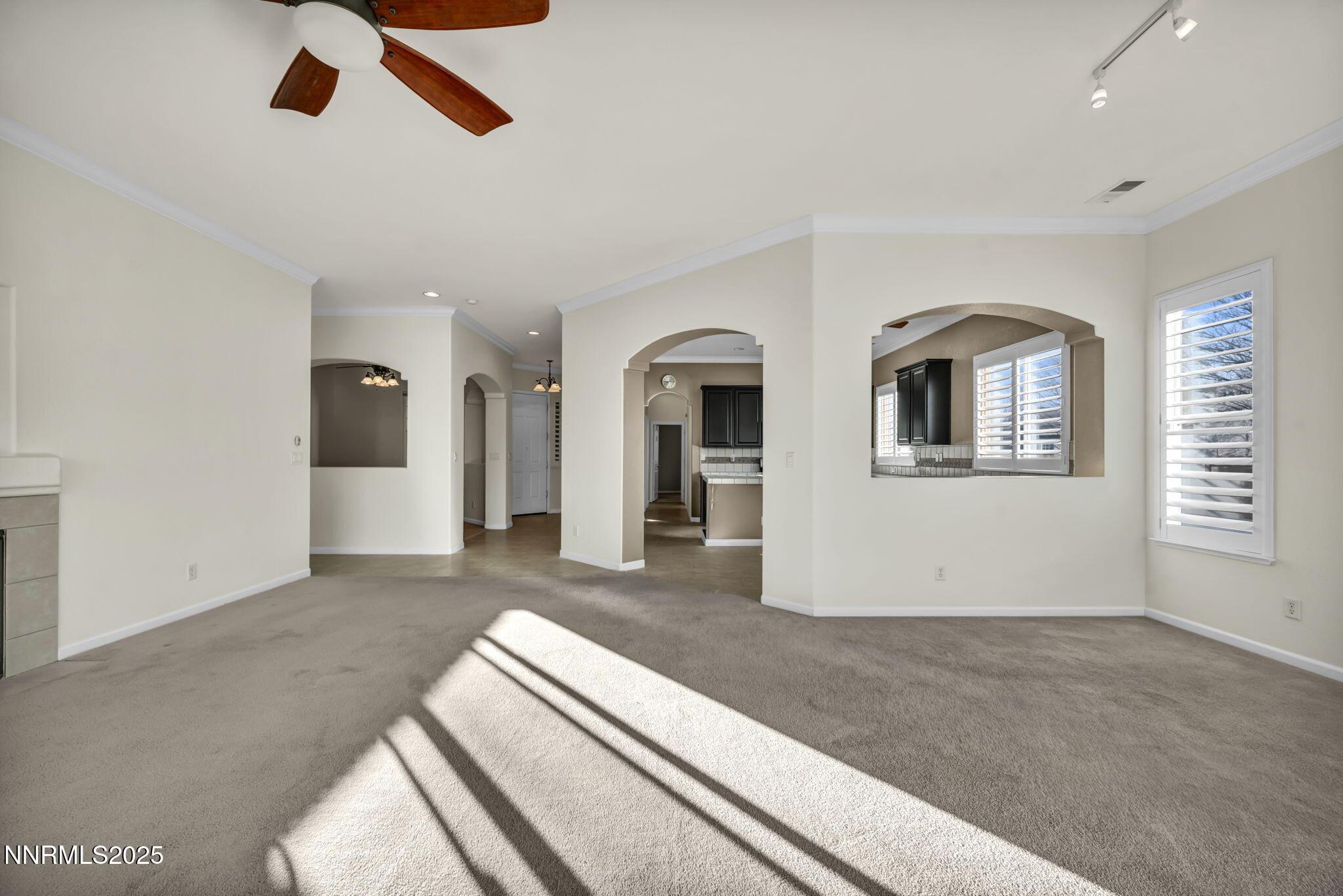 Image 4: 131-web-or-mls-609-st-andrews-dr