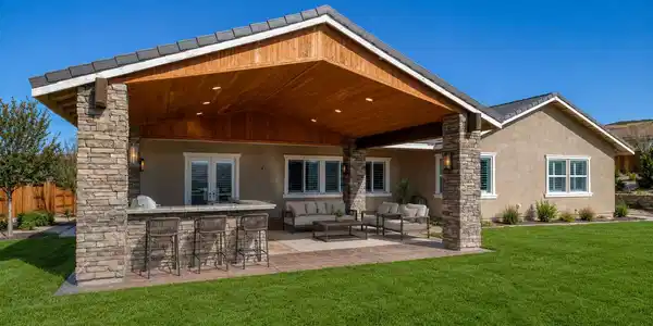 Image 3: Backyard Idea