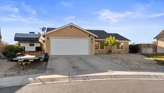 552 Spur Court