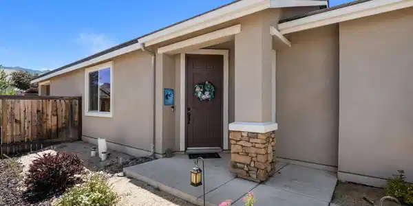 Image 4: 4-web-or-mls-DSC09550