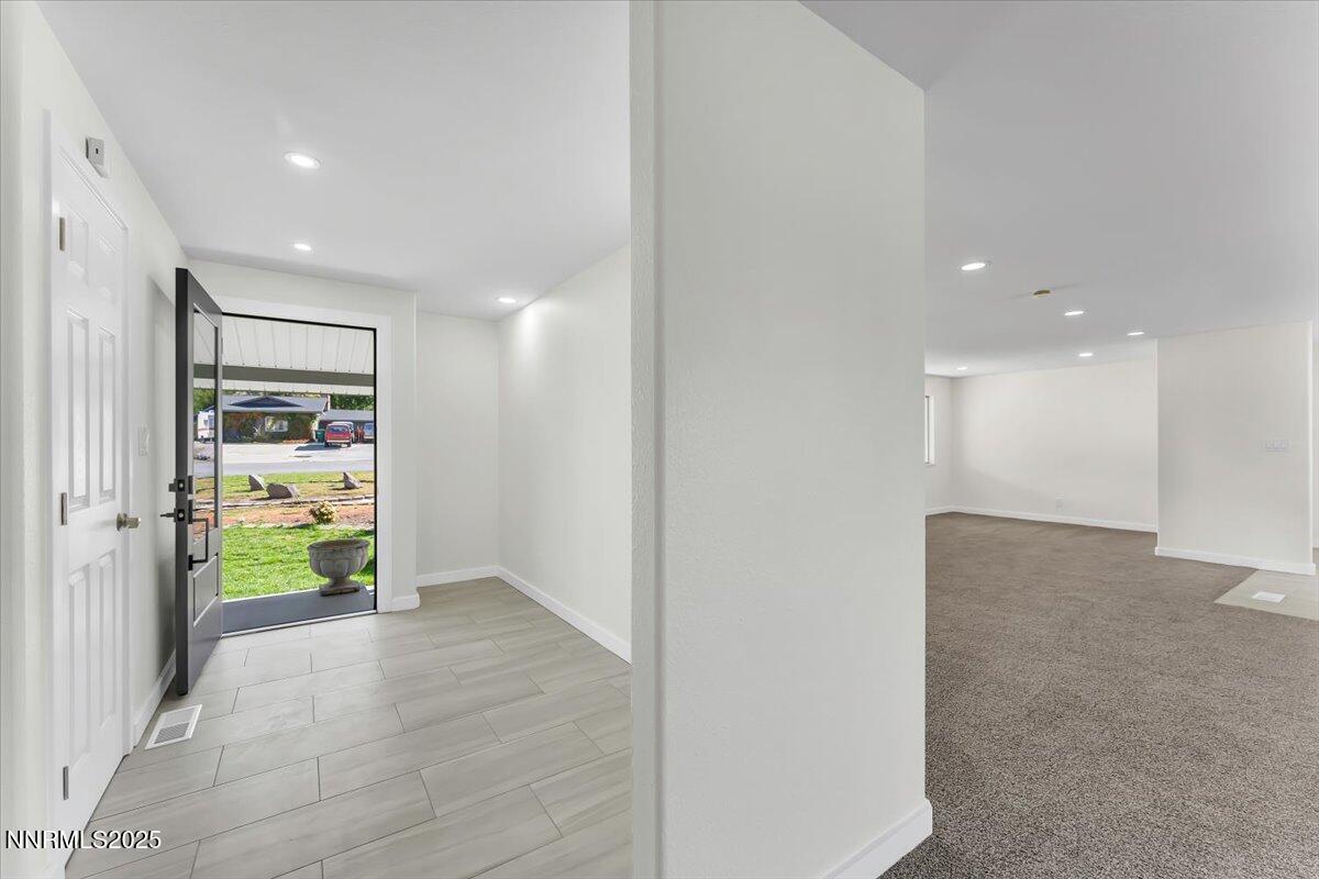 Image 3: 03-6815 Prestwick Cir Reno NV 89502 (7 o