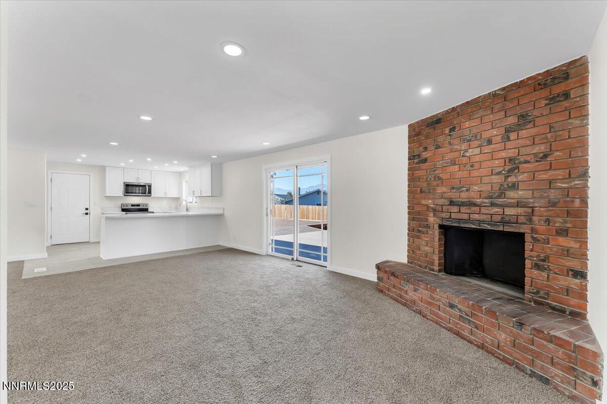 Image 4: 04-6815 Prestwick Cir Reno NV 89502 (9 o