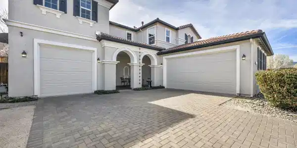 490 Luciana Drive