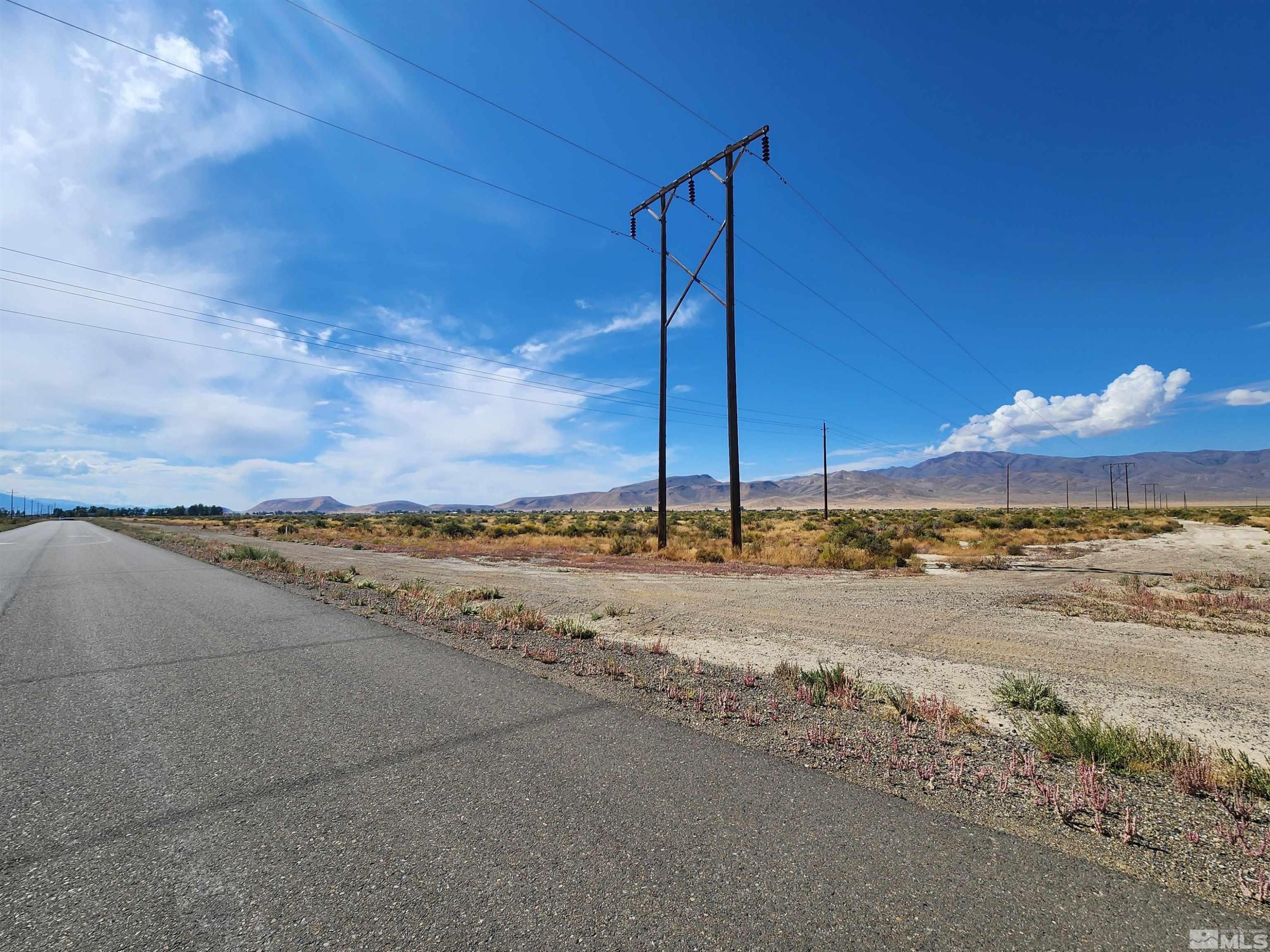 Image 1: Photo 1