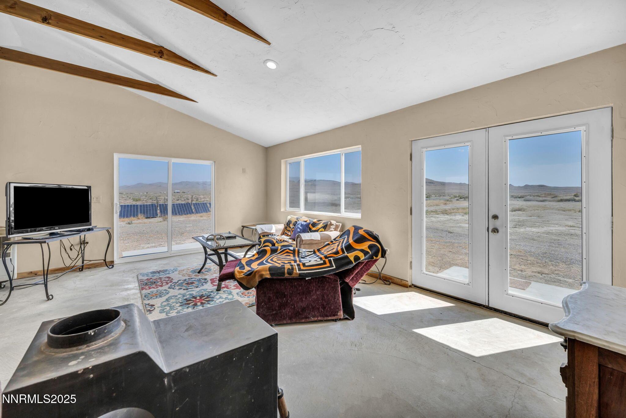 Image 2: 46-web-or-mls-14995-coal-canyon-rd