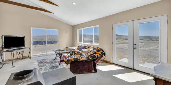 Image 2: 46-web-or-mls-14995-coal-canyon-rd