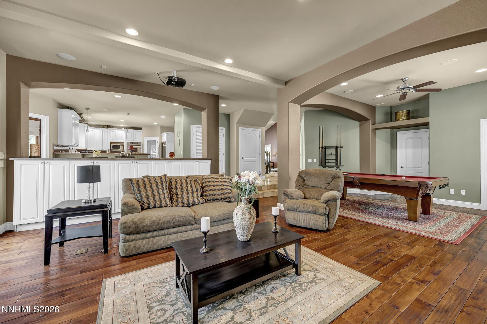 Image 3: 87-web-or-mls-6325-firebee-ct