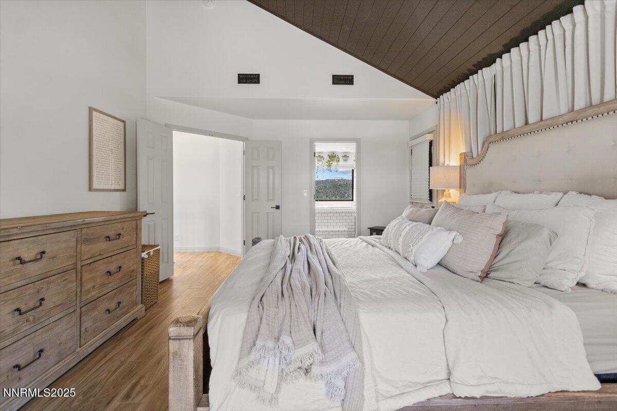 Image 4: 02-IMG_8374