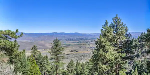 Image 2: 26-web-or-mls-jacks-valley-rd