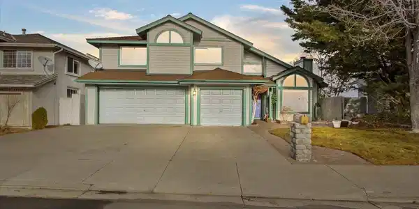 2616 Starr Meadows Loop