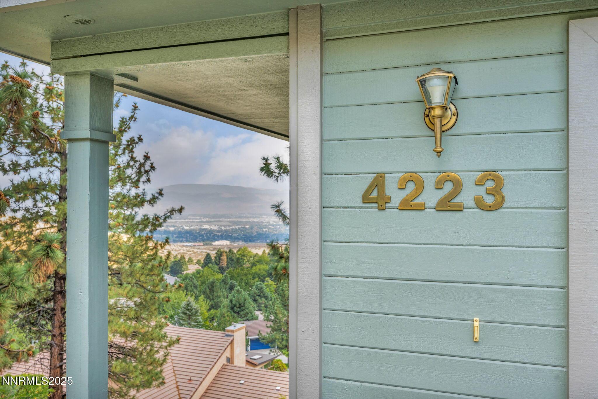 Image 3: 5-web-or-mls-4223-timberline-dr