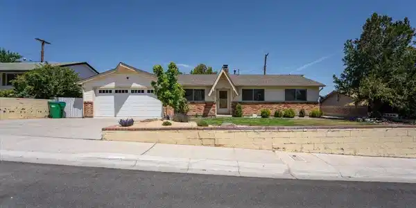 Image 3: 03-2205 Carlin St Reno NV 89503 (22 of 3
