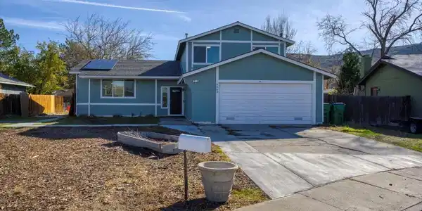 4140 Vivian Court