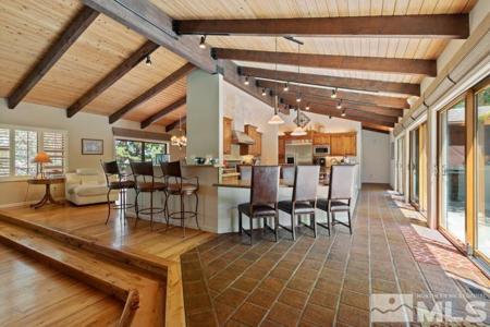 12530 Oak Glen Drive