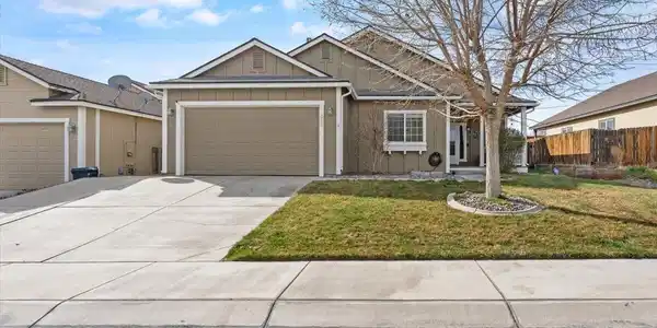 668 Canary Circle