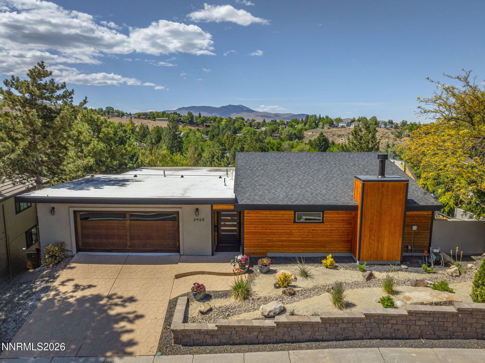 Image 4: 4-web-or-mls-DJI_0230