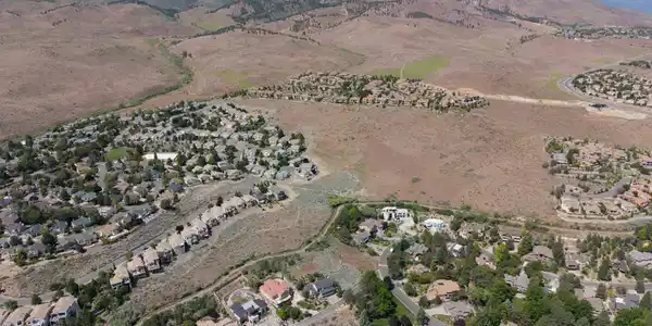 Image 4: DJI_20260520200602_0052_D