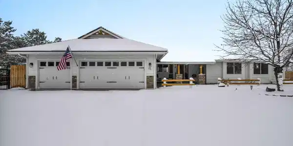 55 Nives Court