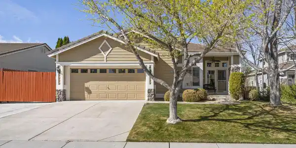 5469 Spanish Moss Drive