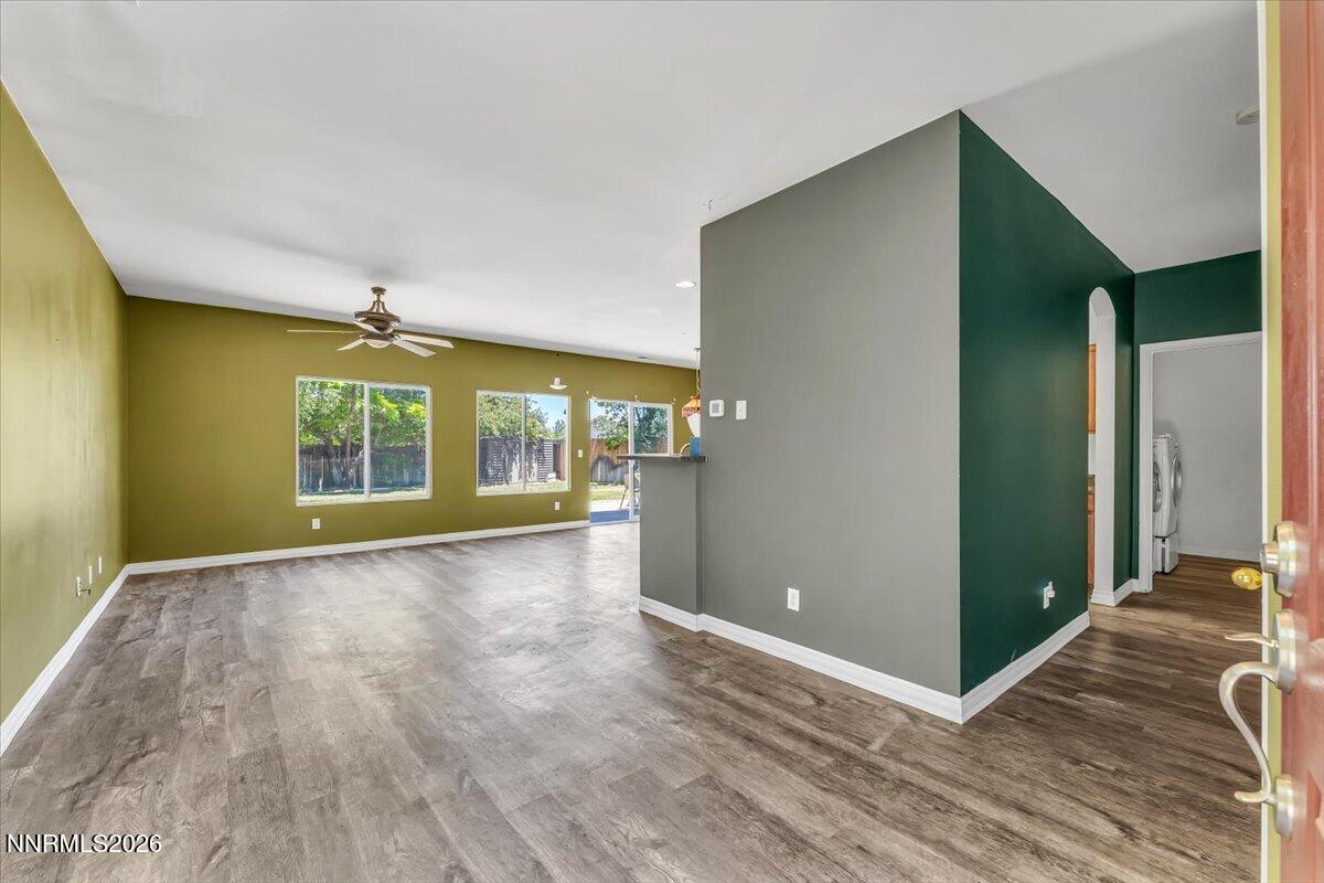 Image 4: 05-9945 Sandhaven Ct Reno NV 89506 (5 of