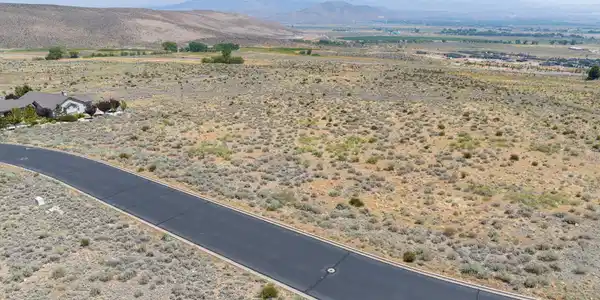 Image 4: 1-web-or-mls-DJI_20260804010842_0161_D