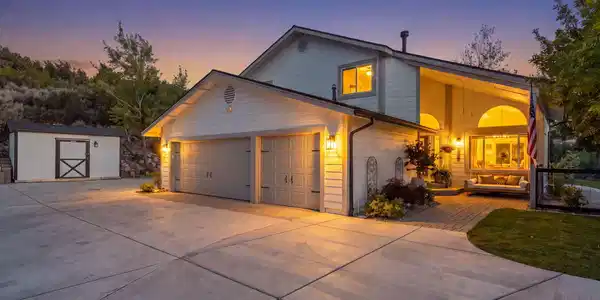 2880 Sagittarius Drive