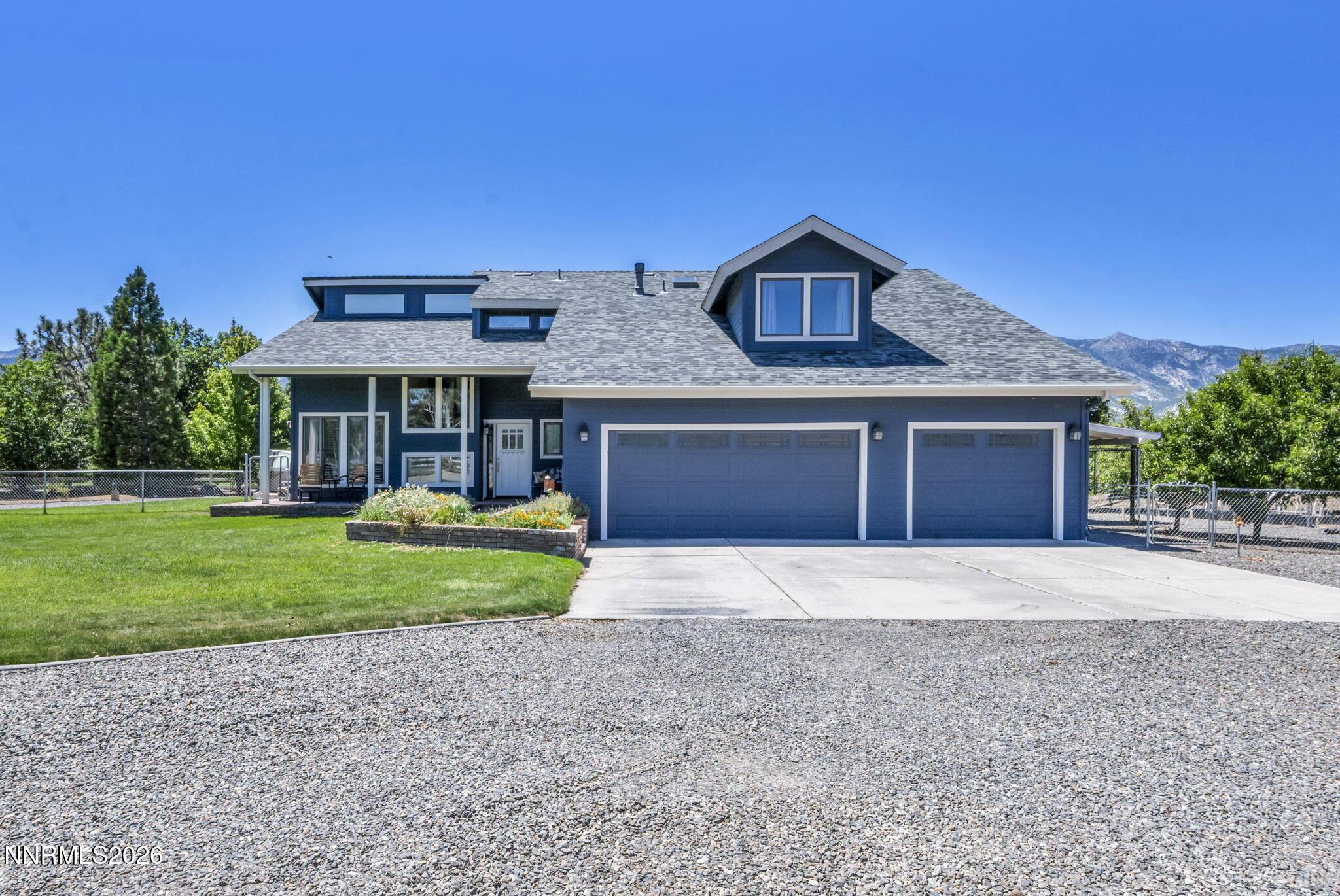 Image 3: 1-web-or-mls-892-marion-way