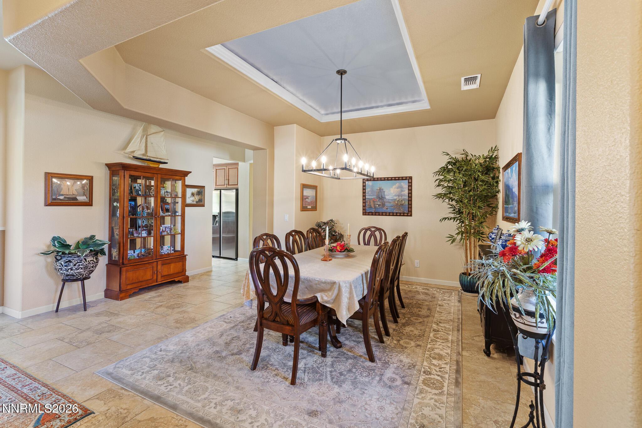 Image 4: Dining Room 1