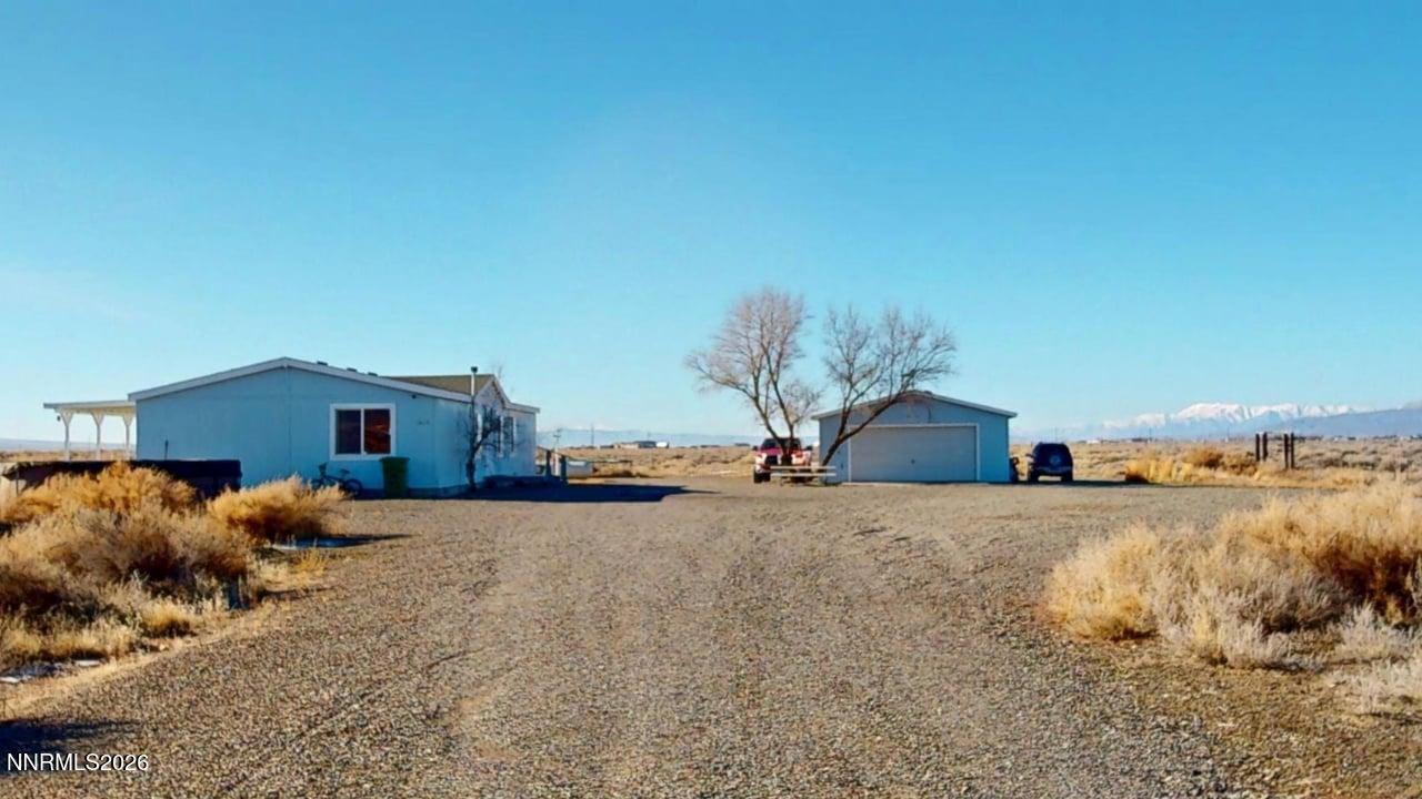 Image 4: Front/Primary