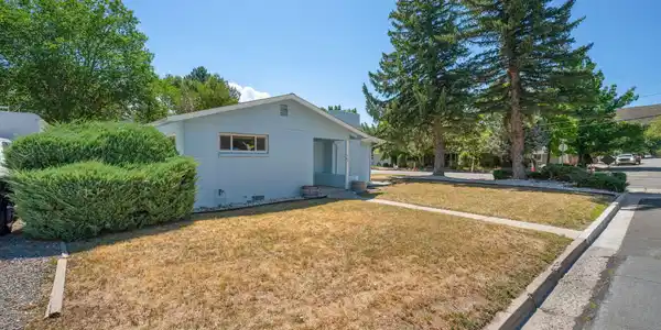 Image 4: 20-web-or-mls-A7404721