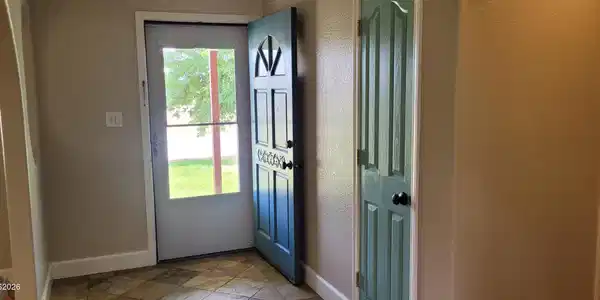 Image 3: front entry