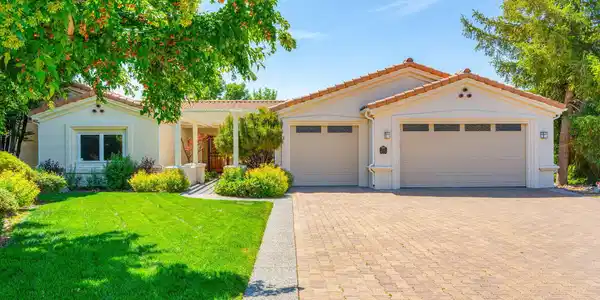 3300 Piazzo Circle