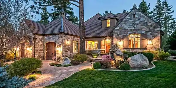 6574 Champetre Court