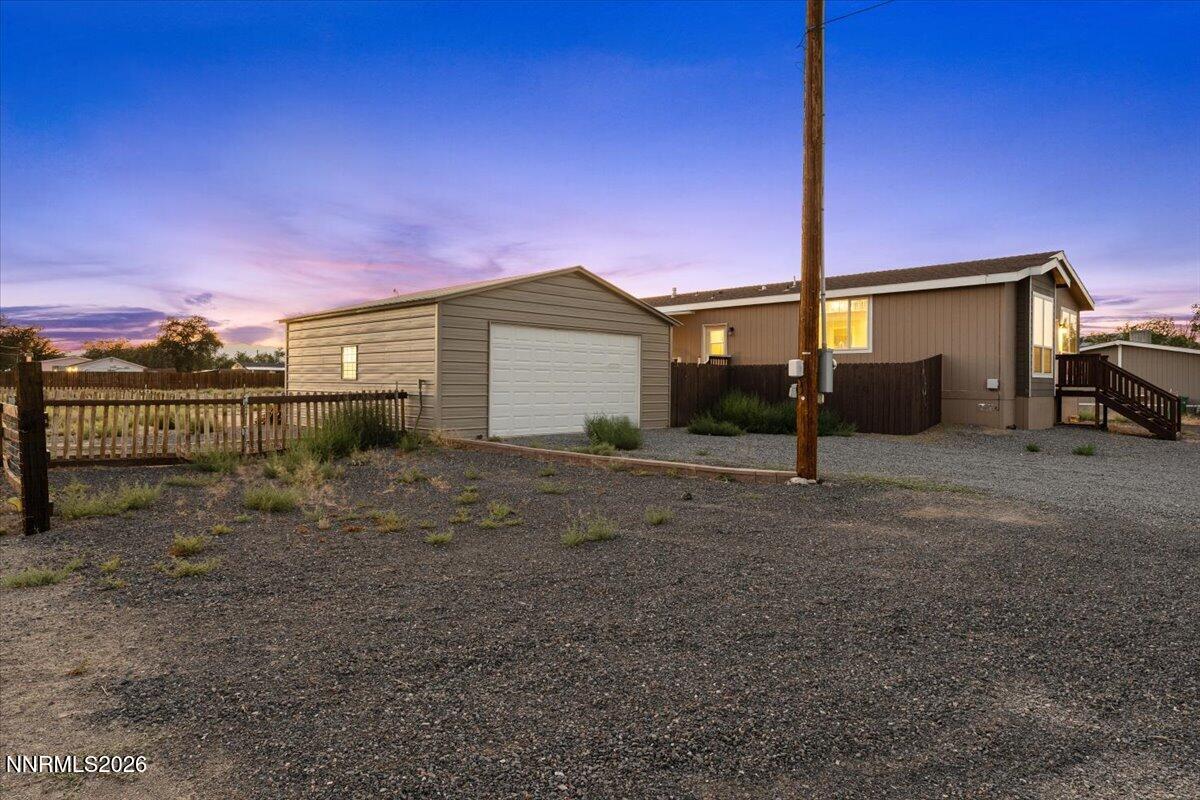 Image 3: 79-3913 Amber Street Silver Springs NV 8