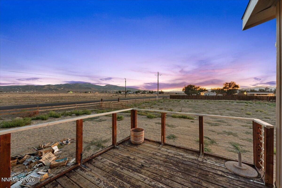 Image 4: 81-3913 Amber Street Silver Springs NV 8