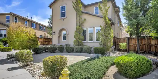 Image 2: 2-web-or-mls-5114-ironstone-cir