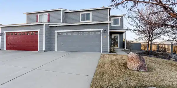 8821 Sunset Breeze Drive