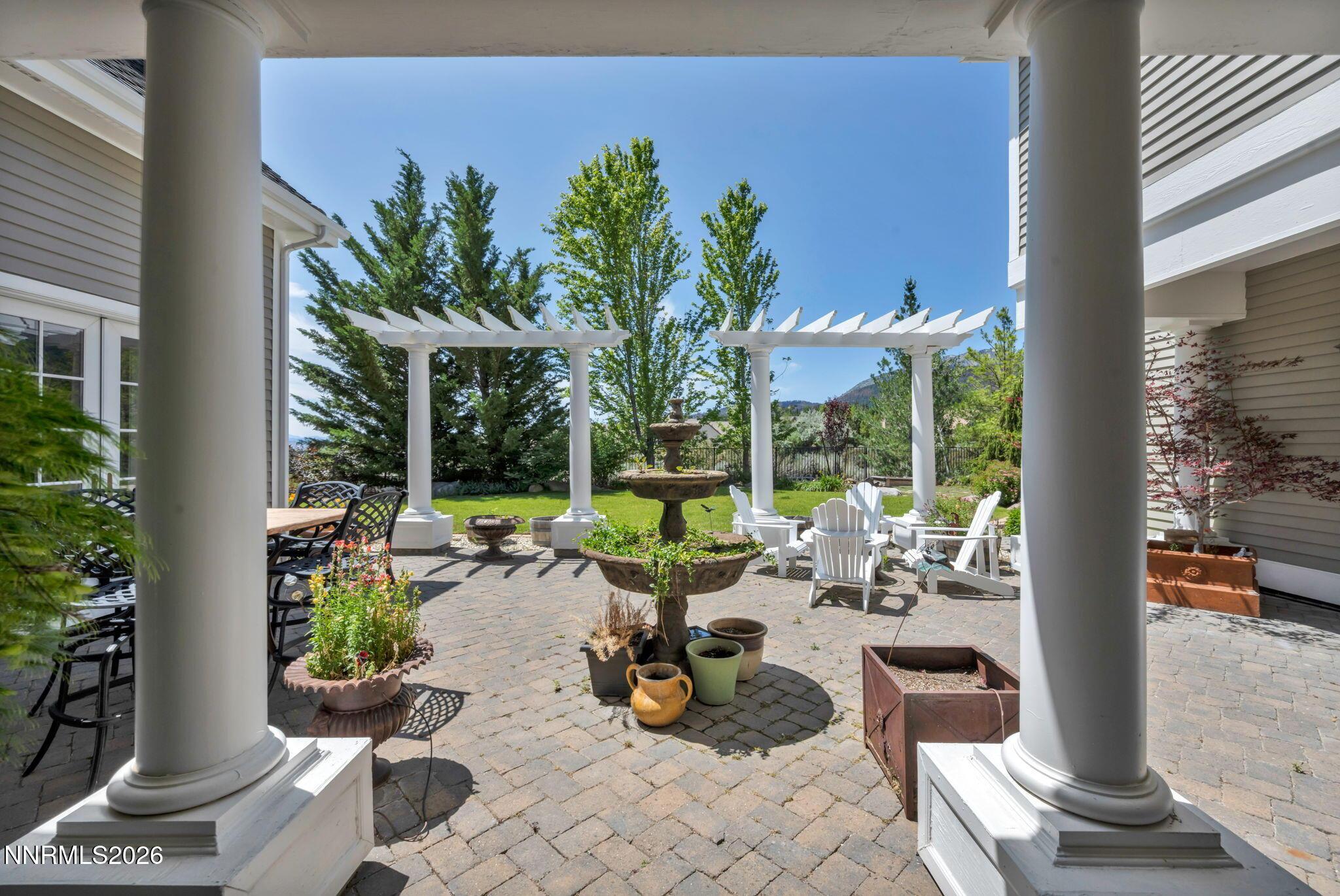 Image 4: Back Patio